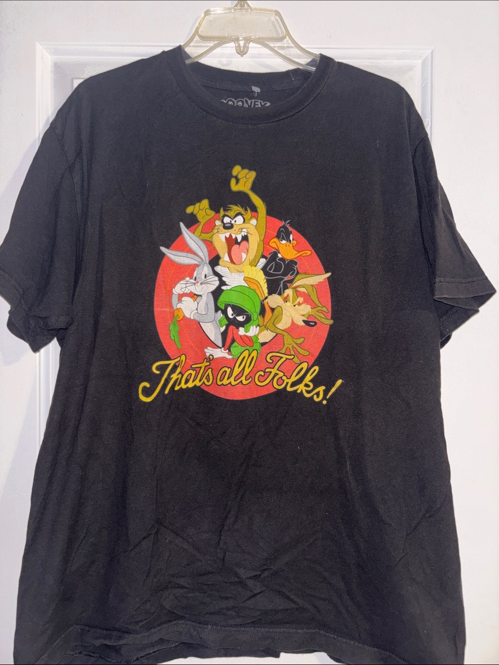 Looney Tunes "That's All Folks!" Black Graphic Tee